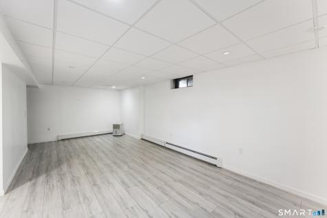 11 Lochdale Drive Montville CT 06370
