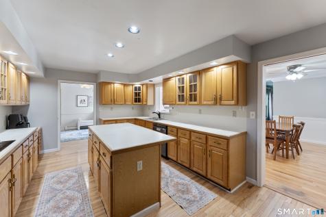 11 Lochdale Drive Montville CT 06370
