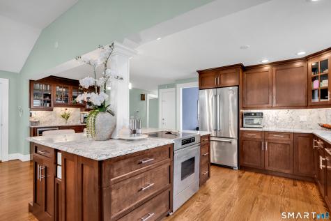 204 Braeside Drive Hamden CT 06514