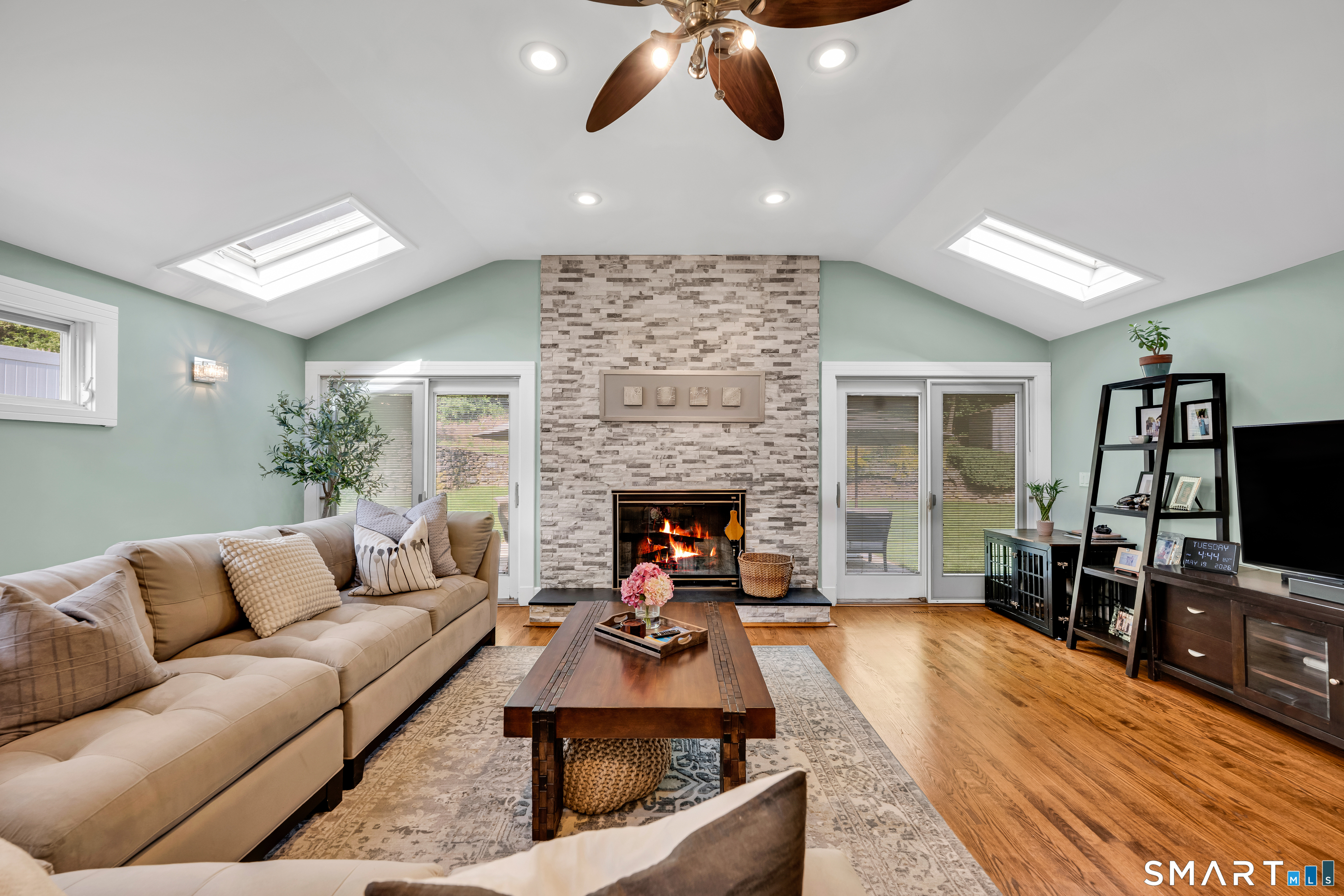 204 Braeside Drive Hamden CT 06514