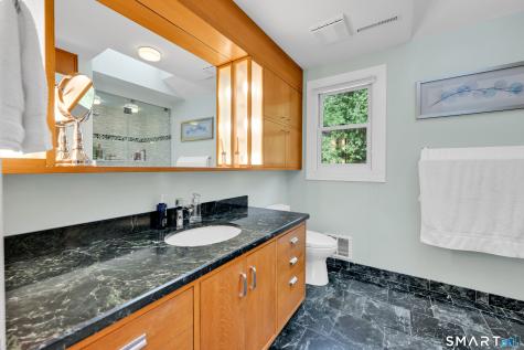 204 Braeside Drive Hamden CT 06514