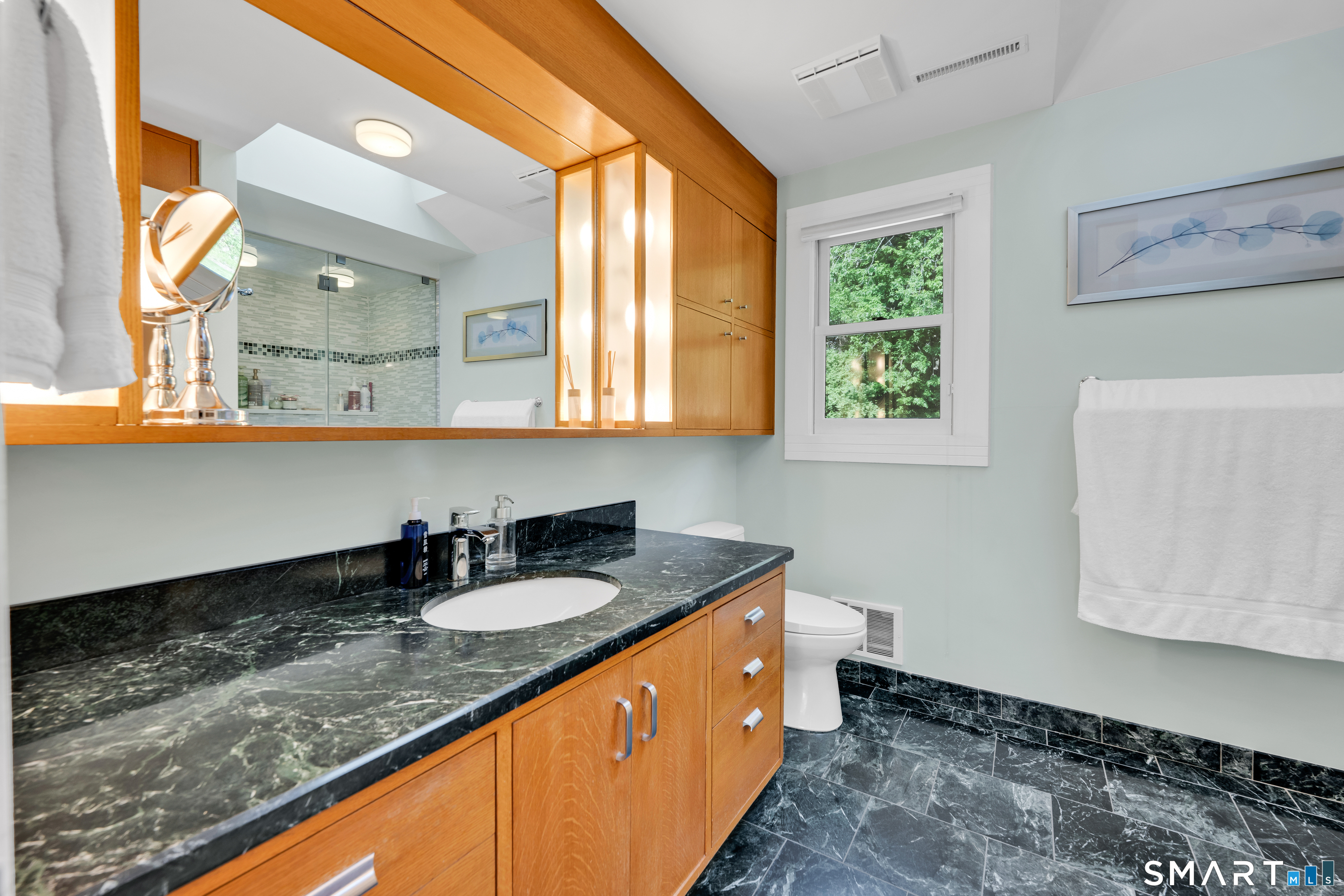 204 Braeside Drive Hamden CT 06514