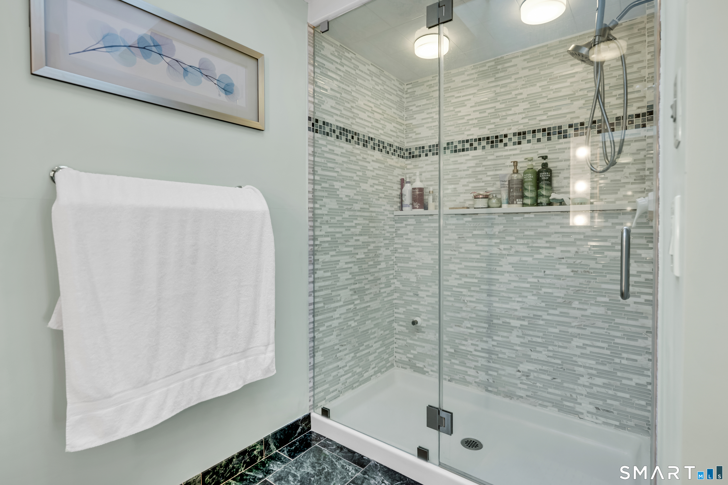 204 Braeside Drive Hamden CT 06514