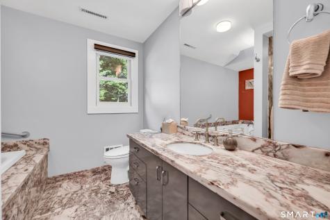 204 Braeside Drive Hamden CT 06514