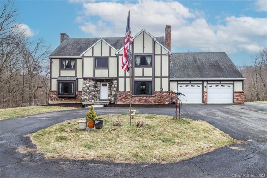 64 State Route 39 New Fairfield CT 06812