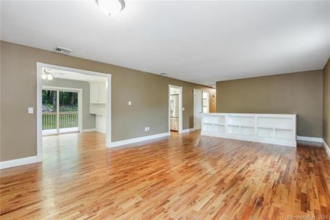 18 Vale Road Brookfield CT 06804
