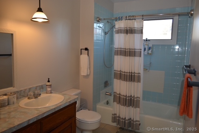 25 Zack Lane Bristol CT 06010