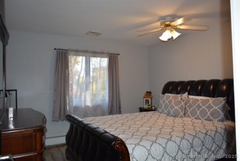 25 Zack Lane Bristol CT 06010