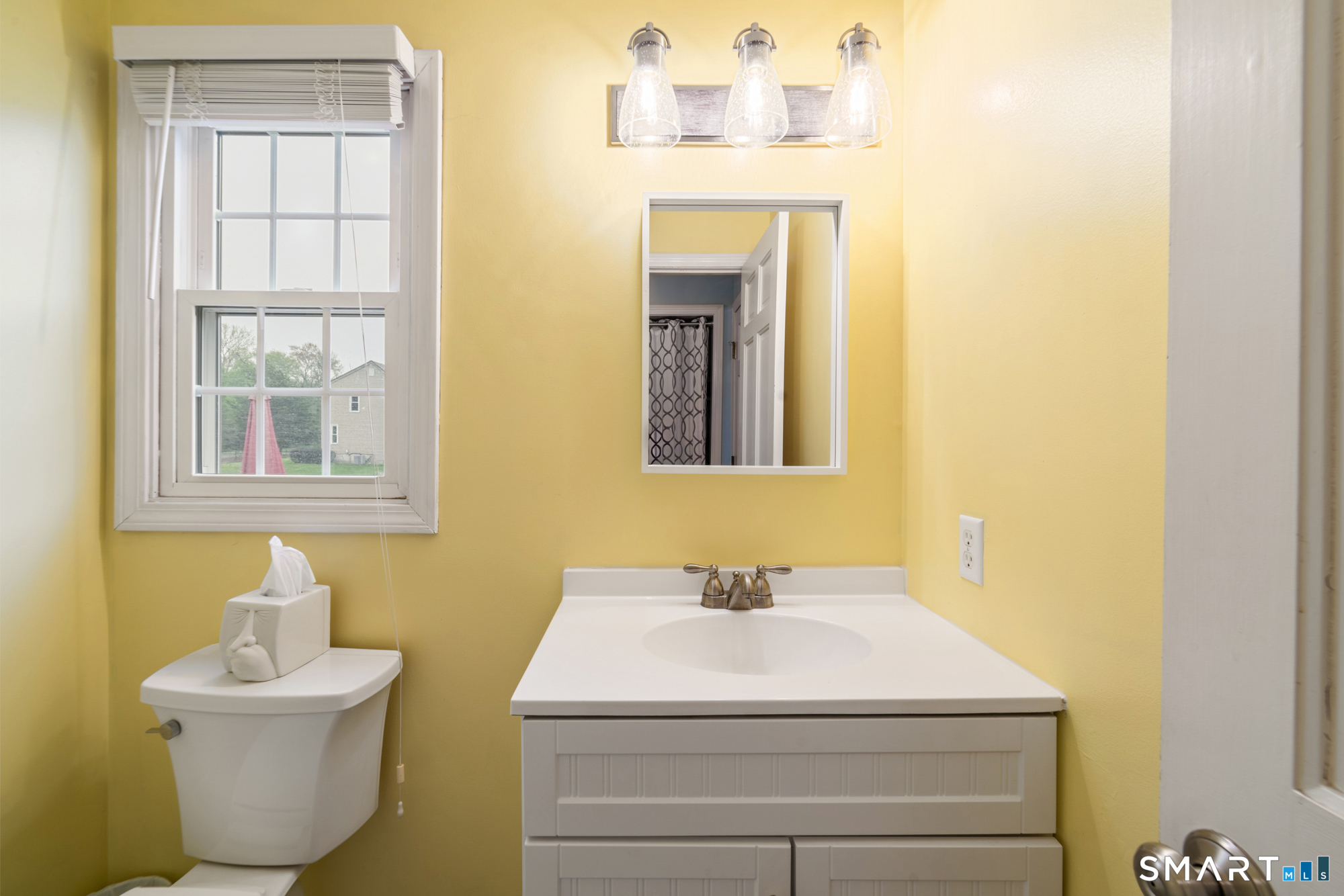 27 South Pond Circle Cheshire CT 06410
