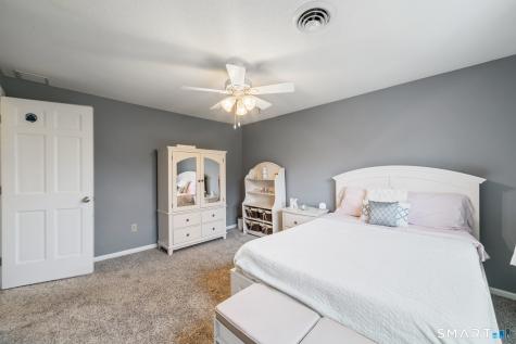 27 South Pond Circle Cheshire CT 06410