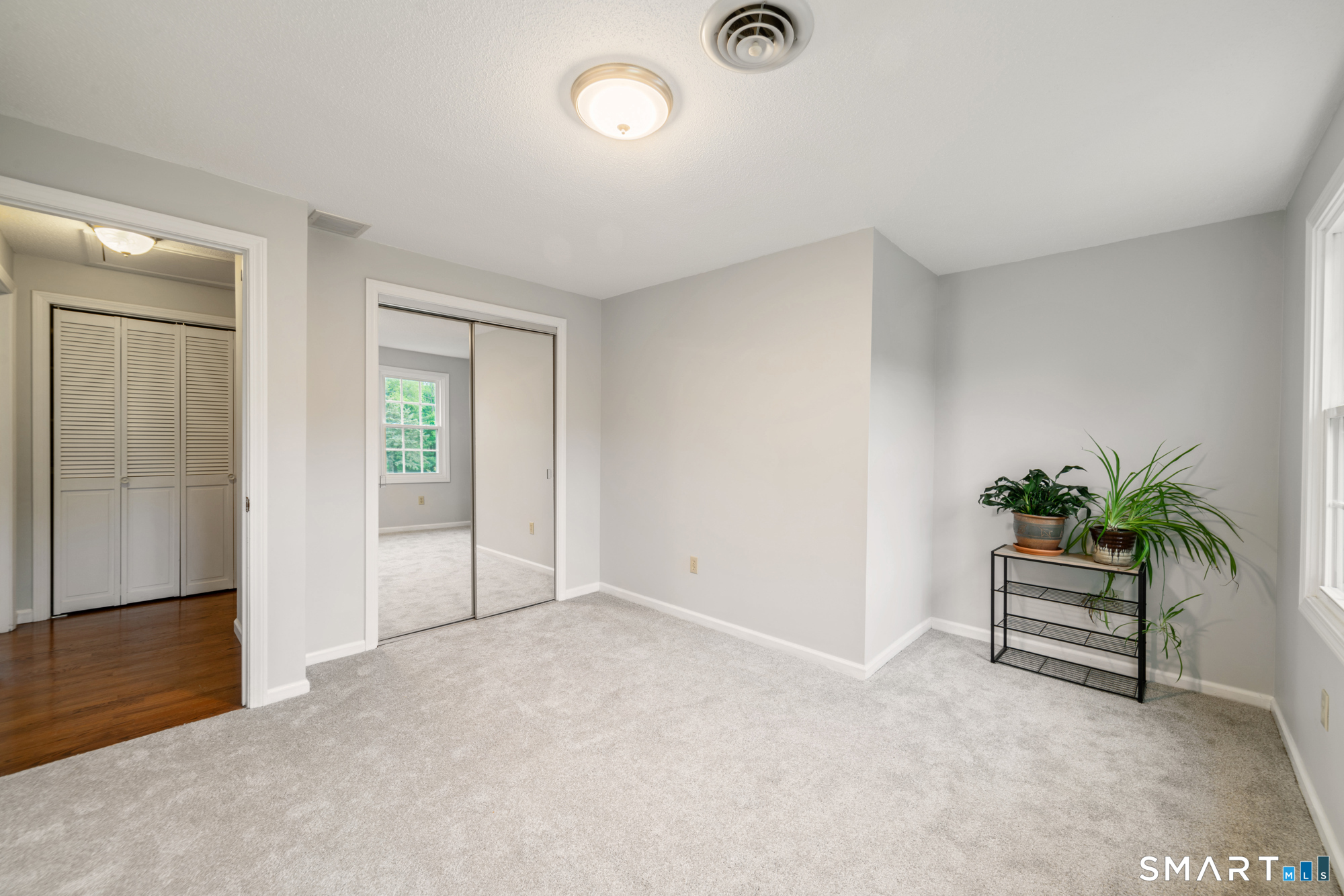 27 South Pond Circle Cheshire CT 06410