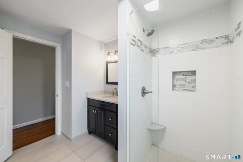27 South Pond Circle Cheshire CT 06410
