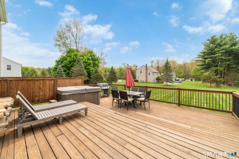 27 South Pond Circle Cheshire CT 06410