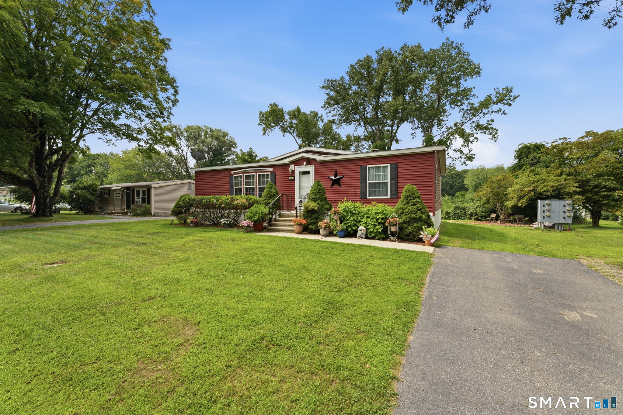 27 Skylark Road Colchester CT 06415