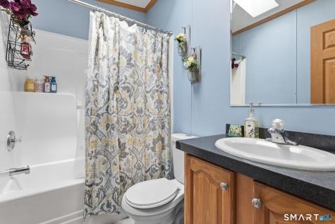 27 Skylark Road Colchester CT 06415