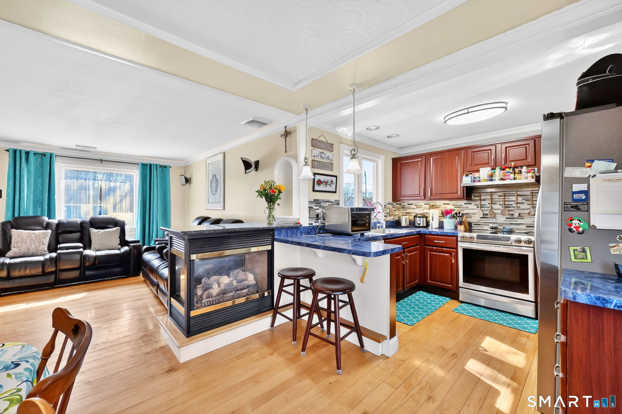 25 Montano Road Enfield CT 06082