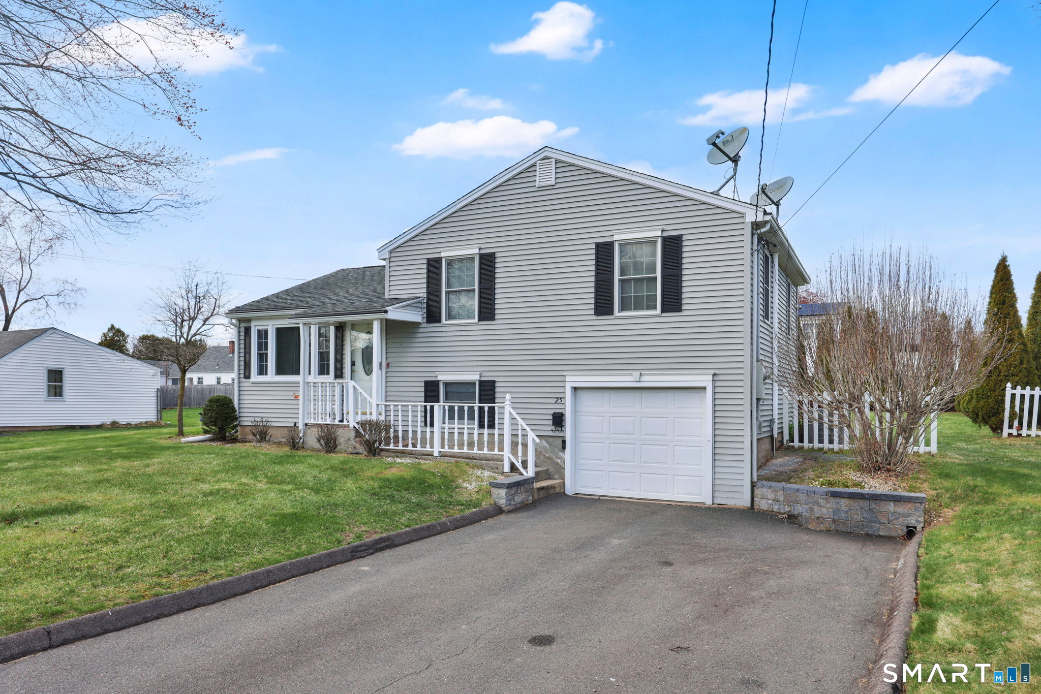 25 Montano Road Enfield CT 06082