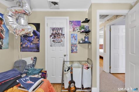 25 Montano Road Enfield CT 06082