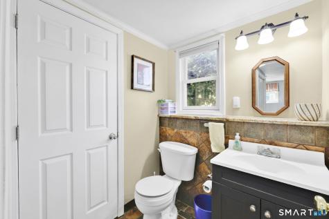 25 Montano Road Enfield CT 06082