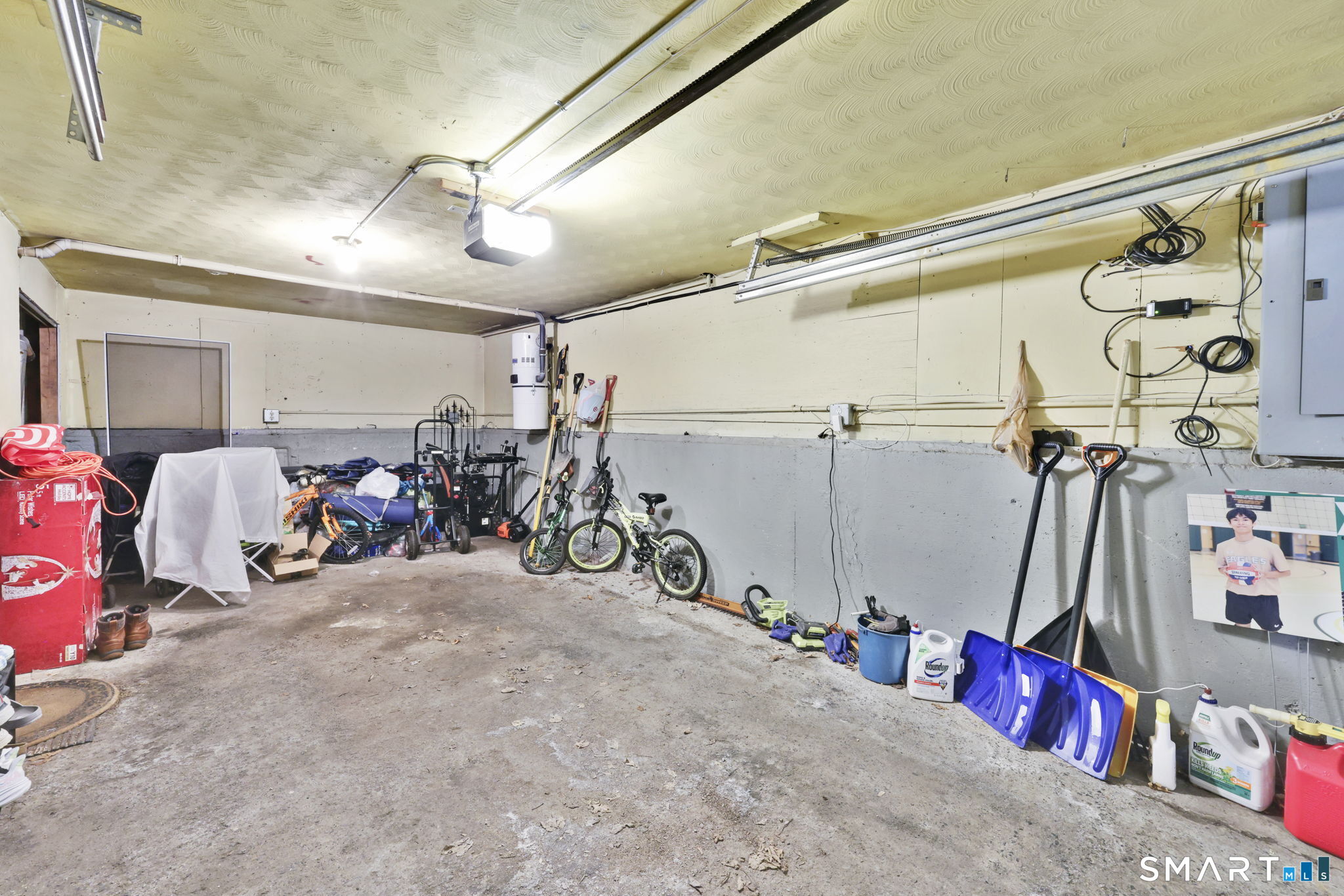 25 Montano Road Enfield CT 06082