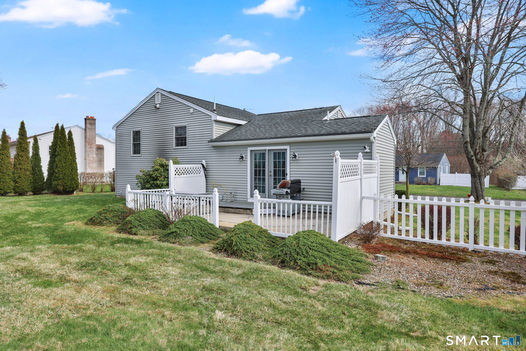 25 Montano Road Enfield CT 06082