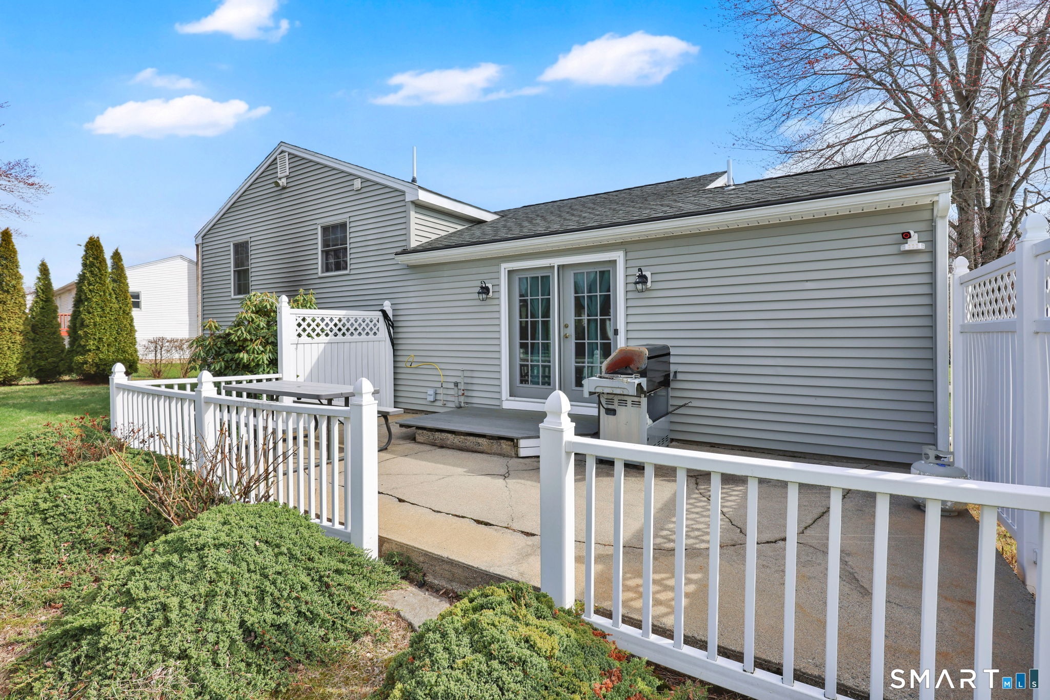 25 Montano Road Enfield CT 06082
