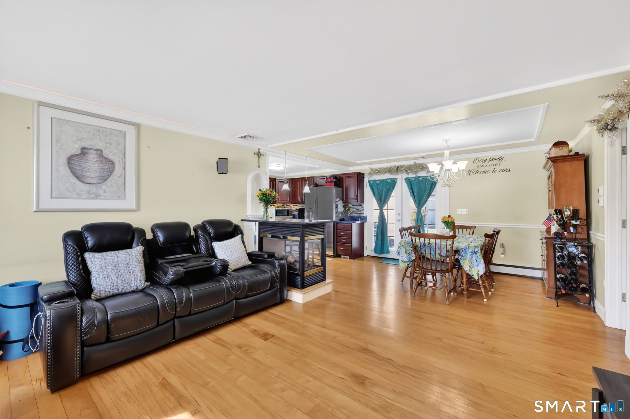 25 Montano Road Enfield CT 06082
