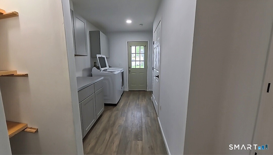 1 Mayflower Court Milford CT 06460