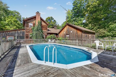 393 Center Road Easton CT 06612