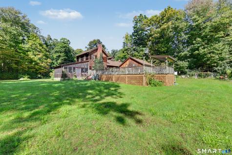 393 Center Road Easton CT 06612