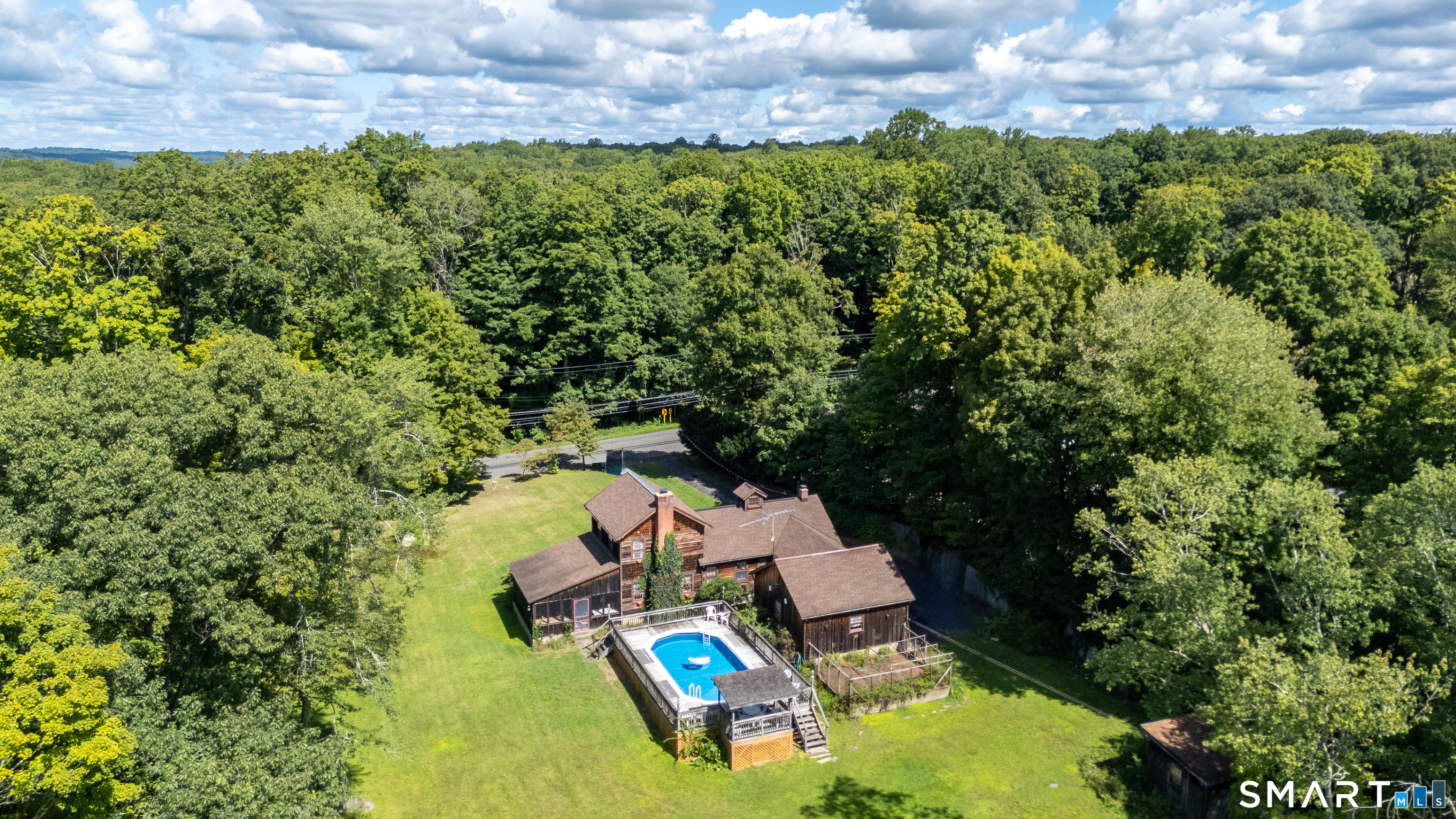 393 Center Road Easton CT 06612