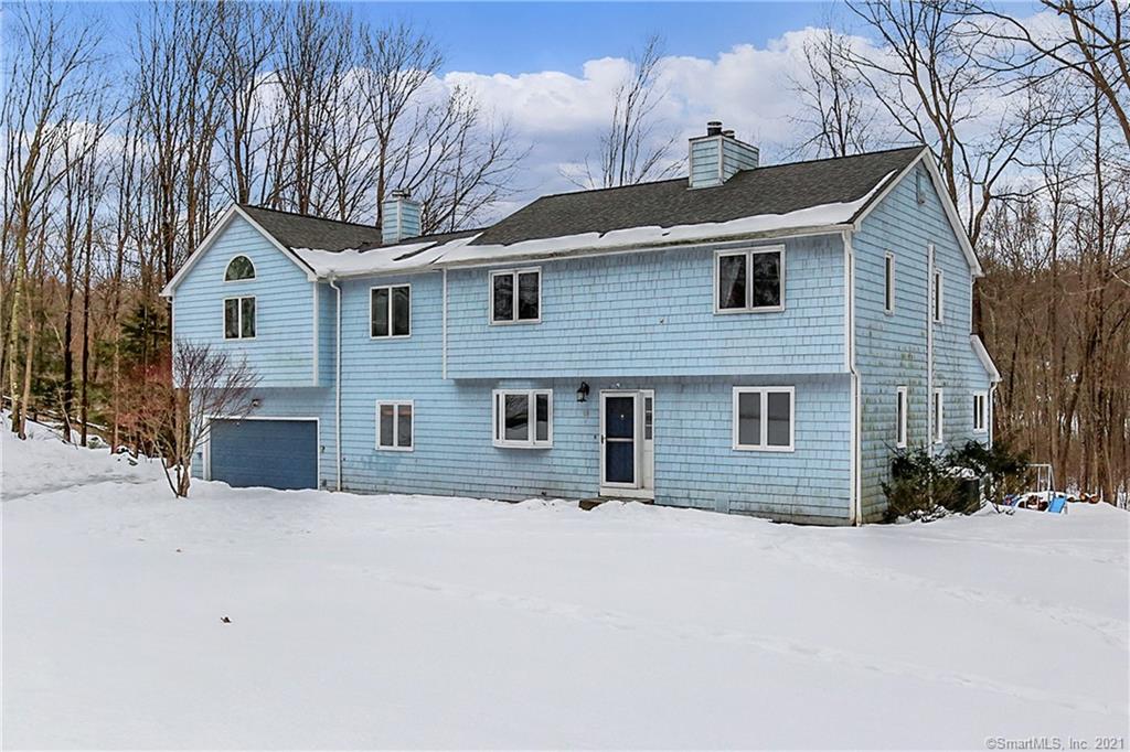18 Werf Drive Redding CT 06896