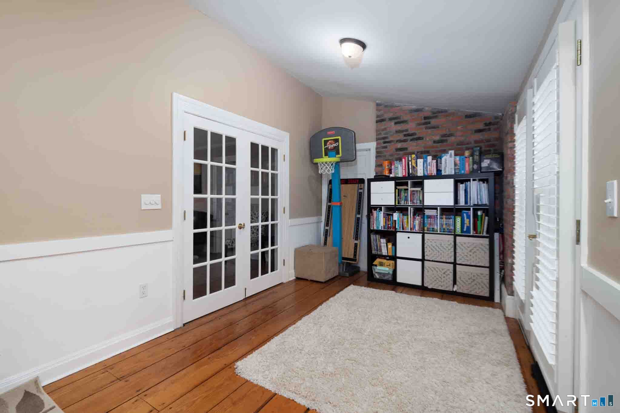 140 Round Hill Road North Haven CT 06473