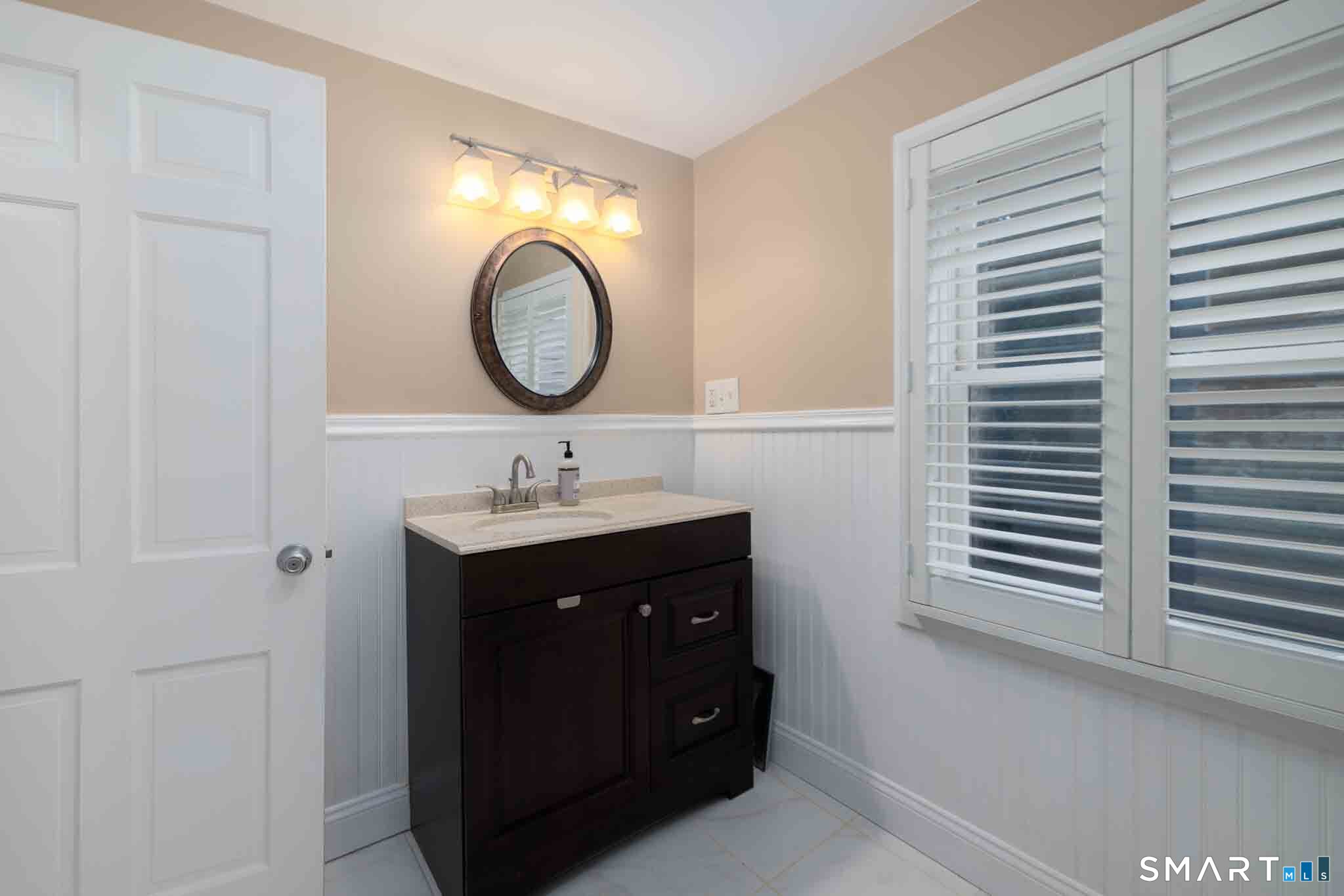 140 Round Hill Road North Haven CT 06473