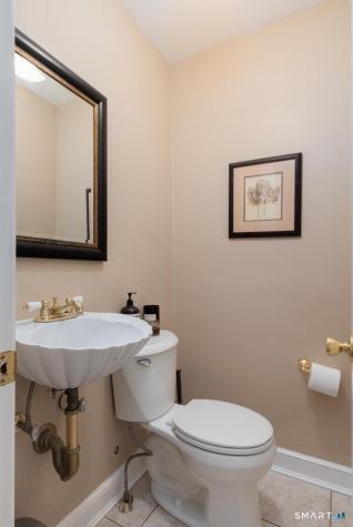 140 Round Hill Road North Haven CT 06473