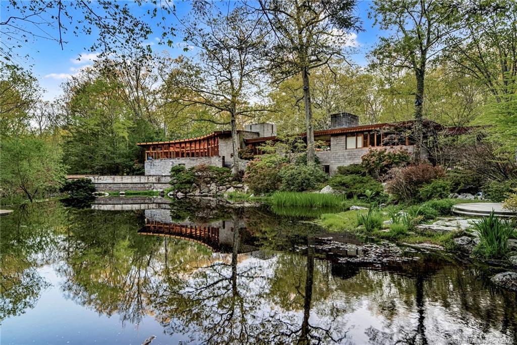 432 Frogtown Road New Canaan CT 06840