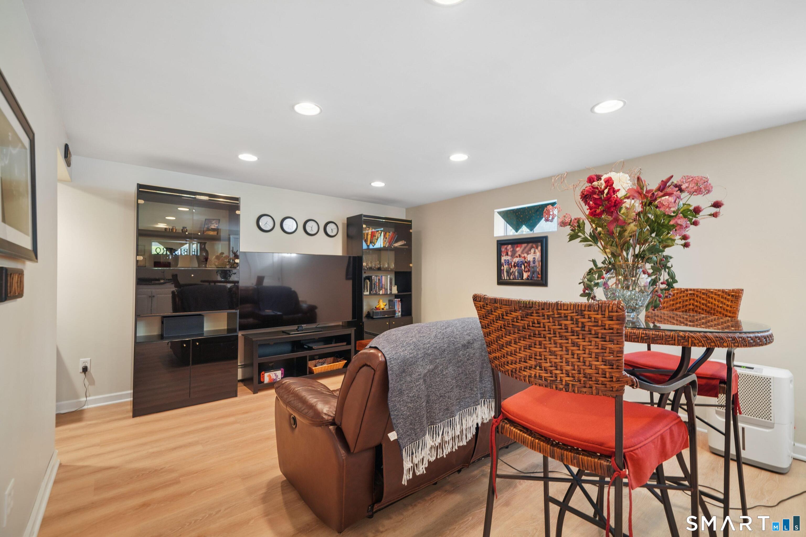 437 West Rutland West Road Milford CT 06461