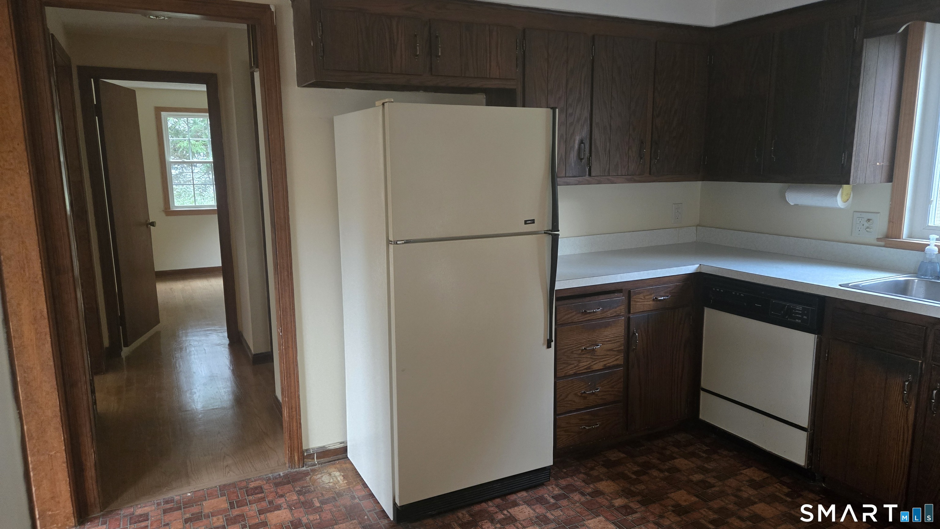 121 Carriage Drive Manchester CT 06040