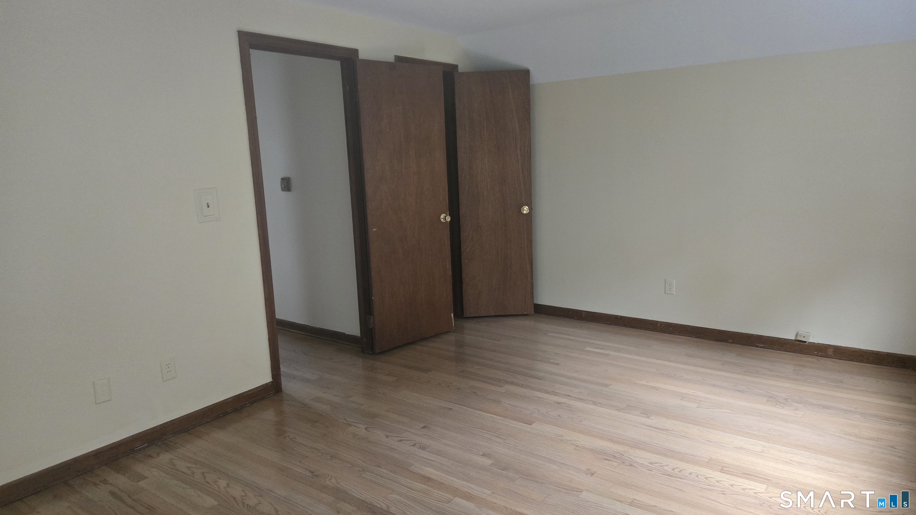 121 Carriage Drive Manchester CT 06040