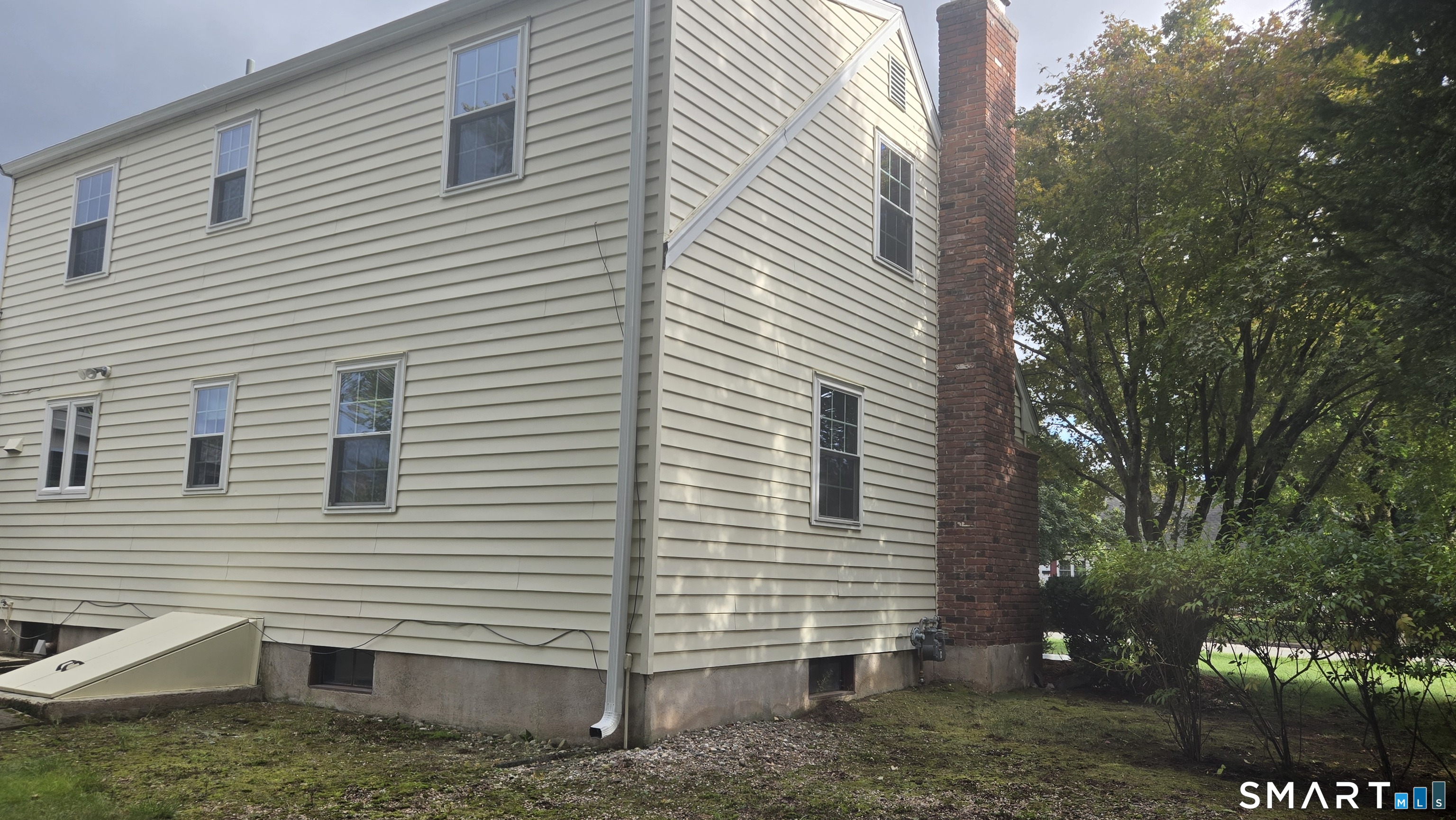 121 Carriage Drive Manchester CT 06040