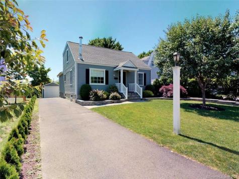 511 Riverside Drive Fairfield CT 06824