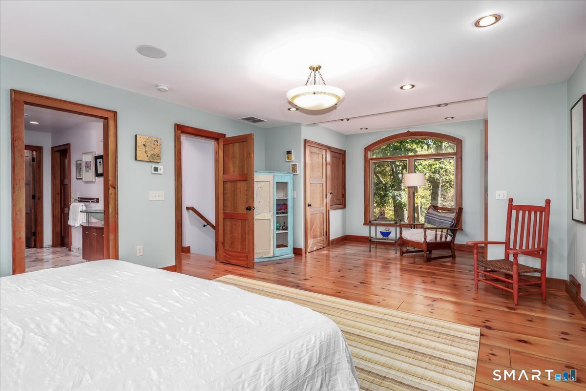 81 Lakeside Drive Ridgefield CT 06877
