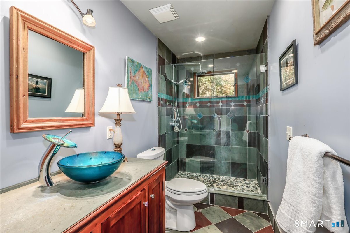 81 Lakeside Drive Ridgefield CT 06877