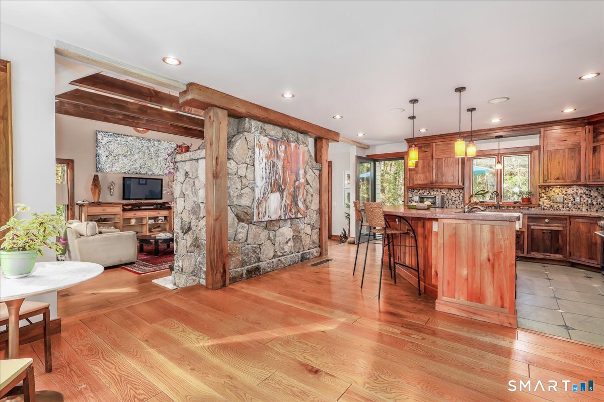 81 Lakeside Drive Ridgefield CT 06877