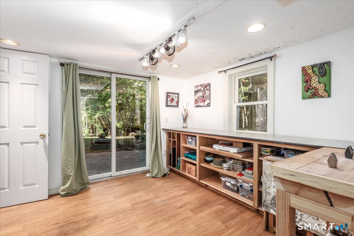 81 Lakeside Drive Ridgefield CT 06877