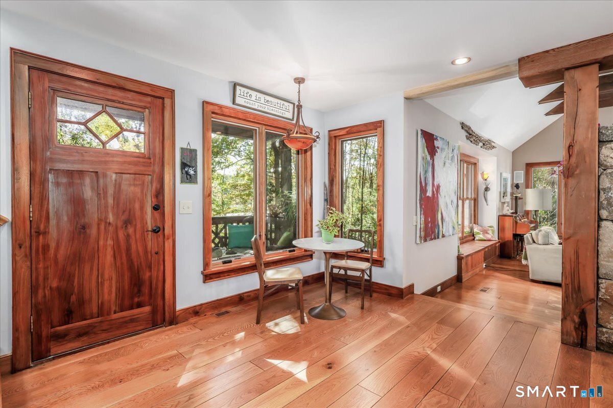 81 Lakeside Drive Ridgefield CT 06877