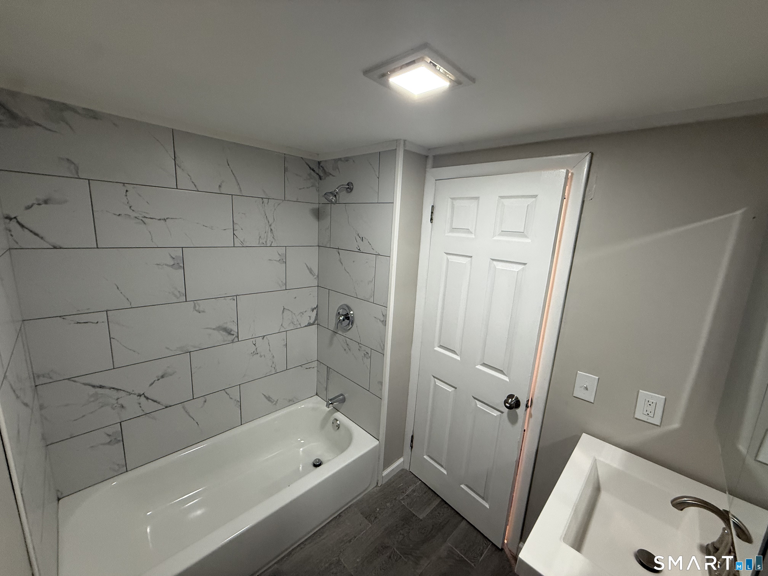 241 Lewis Street Naugatuck CT 06770