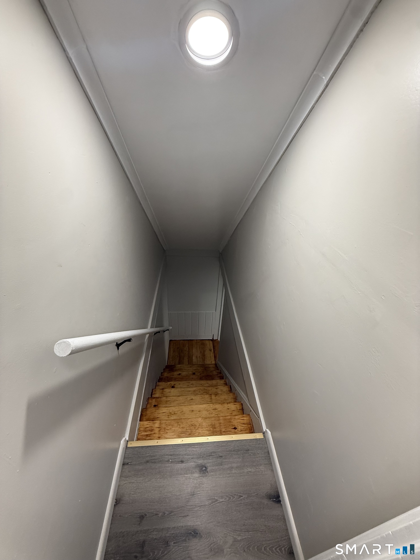 241 Lewis Street Naugatuck CT 06770