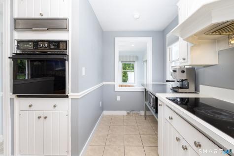 6 Willard Street Old Saybrook CT 06475