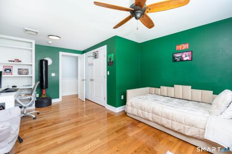 6 Willard Street Old Saybrook CT 06475